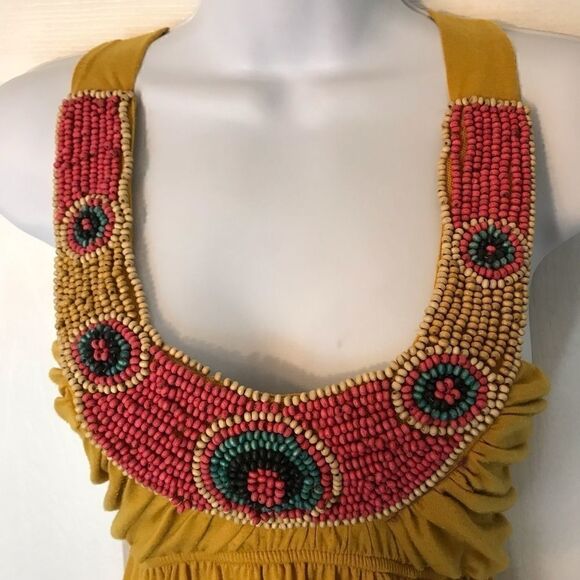 šWetāsealāMustardĀ ColoredāMāOpenāBackāDress! - Picture 4 of 7